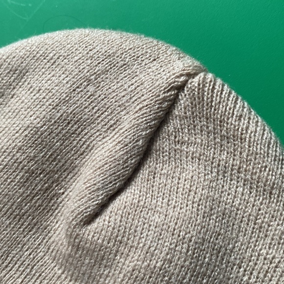 Tan beanie - Picture 7 of 14